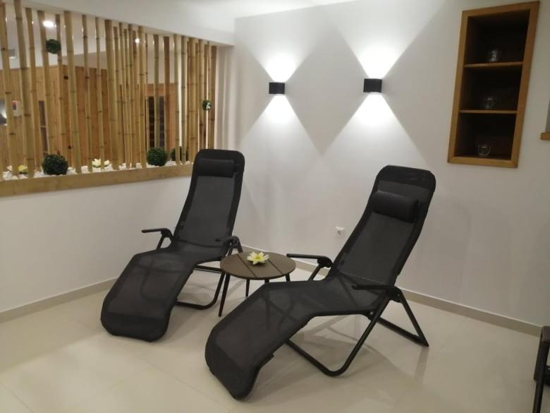 ヴィッラーニ Ludvig Panzio Bed & Breakfast エクステリア 写真